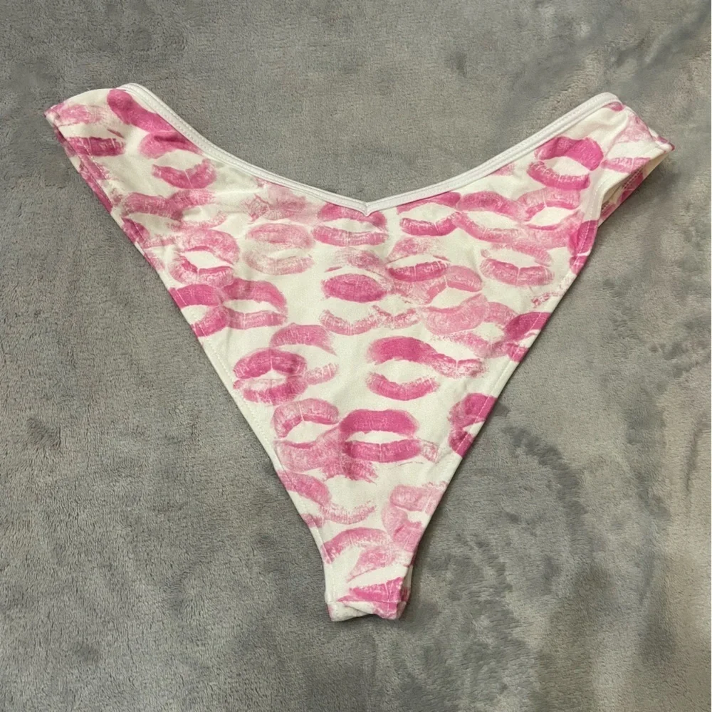 New! Frankies Bikinis X SYDNEY SWEENEY Enzo Cheeky Bikini Bottom 10719